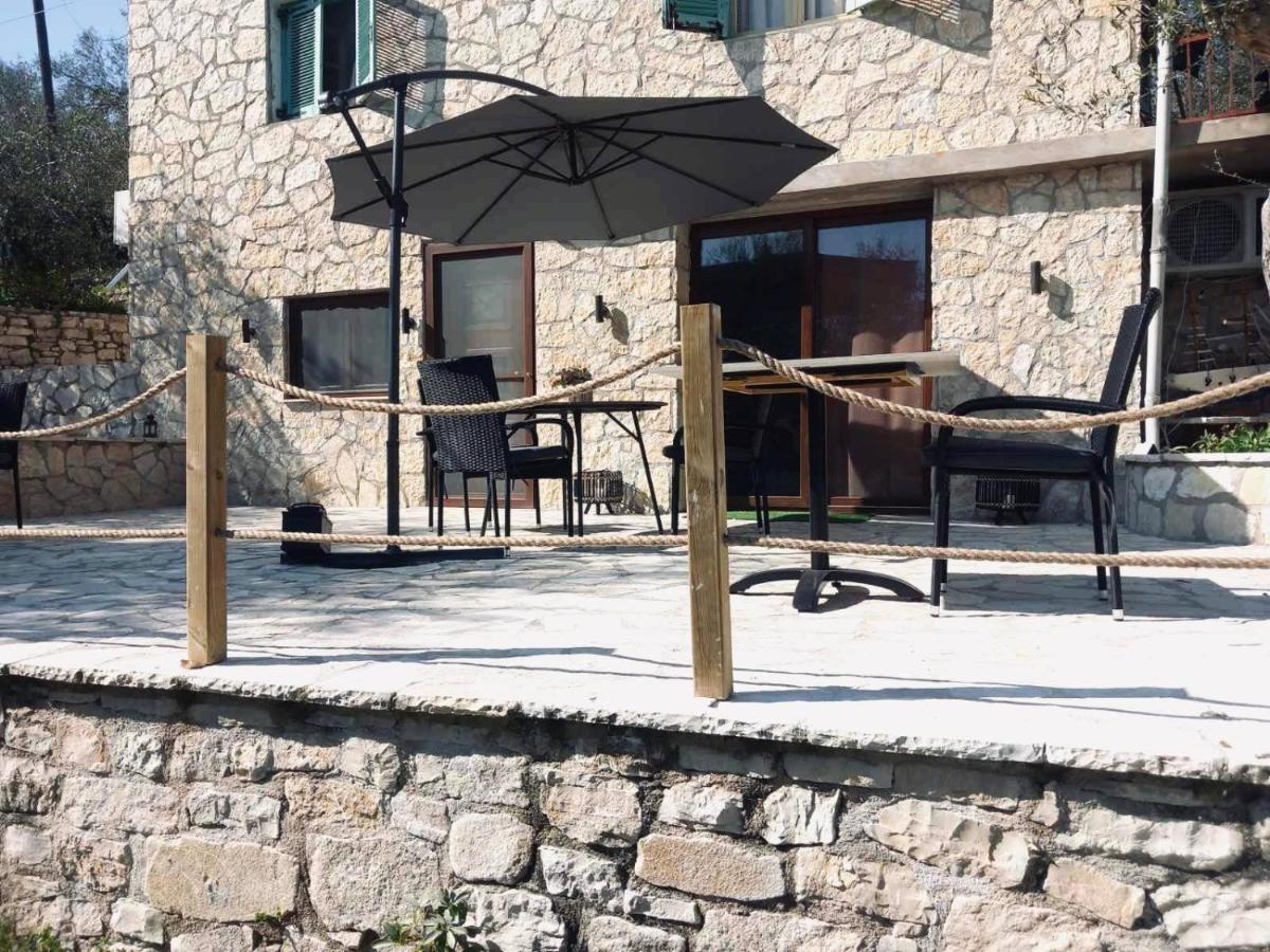 Moxy Paxos Apartments 가이오스 외부 사진